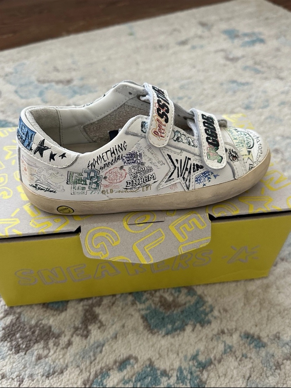 Golden Goose Kids White Graphic Velcro Sneakers with Multicolor Accents